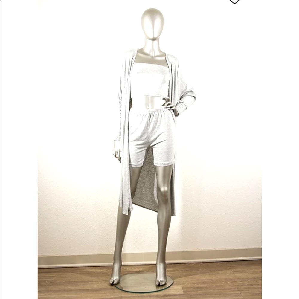 NANCY ROBE SET